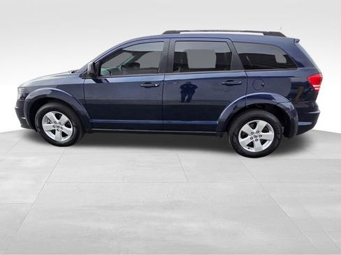 Used 2018 Dodge Journey SE image 12