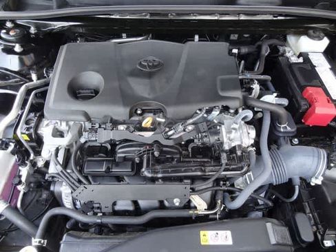 Used 2024 Toyota Camry LE FWD image 33