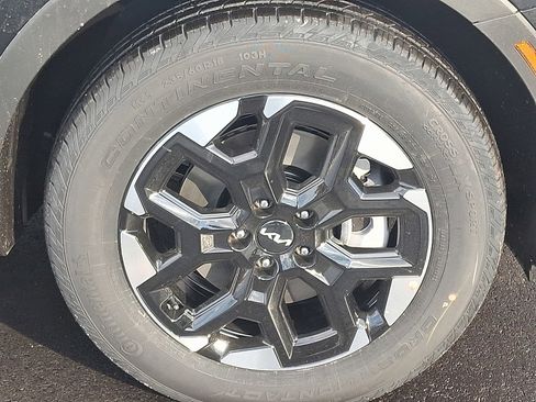 New 2026 Kia Sorento S w/ S Panoramic Sunroof Package image 9