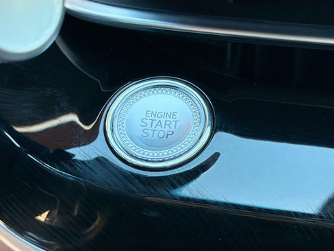 Used 2024 Genesis G80 2.5T image 34