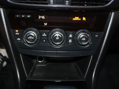 Used 2015 MAZDA MAZDA6 Touring image 18