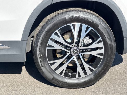 Certified 2025 Mercedes-Benz GLA 250 4MATIC image 31