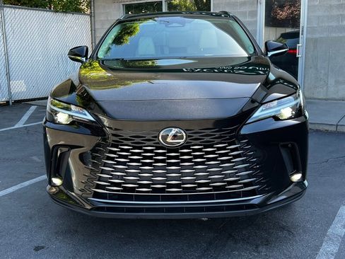Used 2023 Lexus RX 350h w/ Accessory Package (Z1) AWD/4WD image 2
