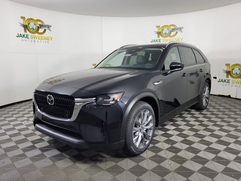 New 2026 MAZDA CX-90 Plug-In Hybrid w/ Preferred image 4