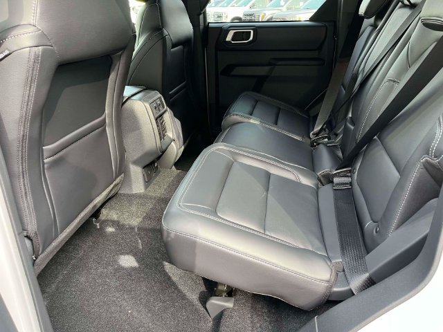 New 2026 Ford Bronco Outer Banks AWD/4WD image 16