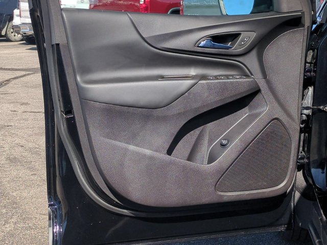 Used 2023 Chevrolet Equinox LT FWD image 24