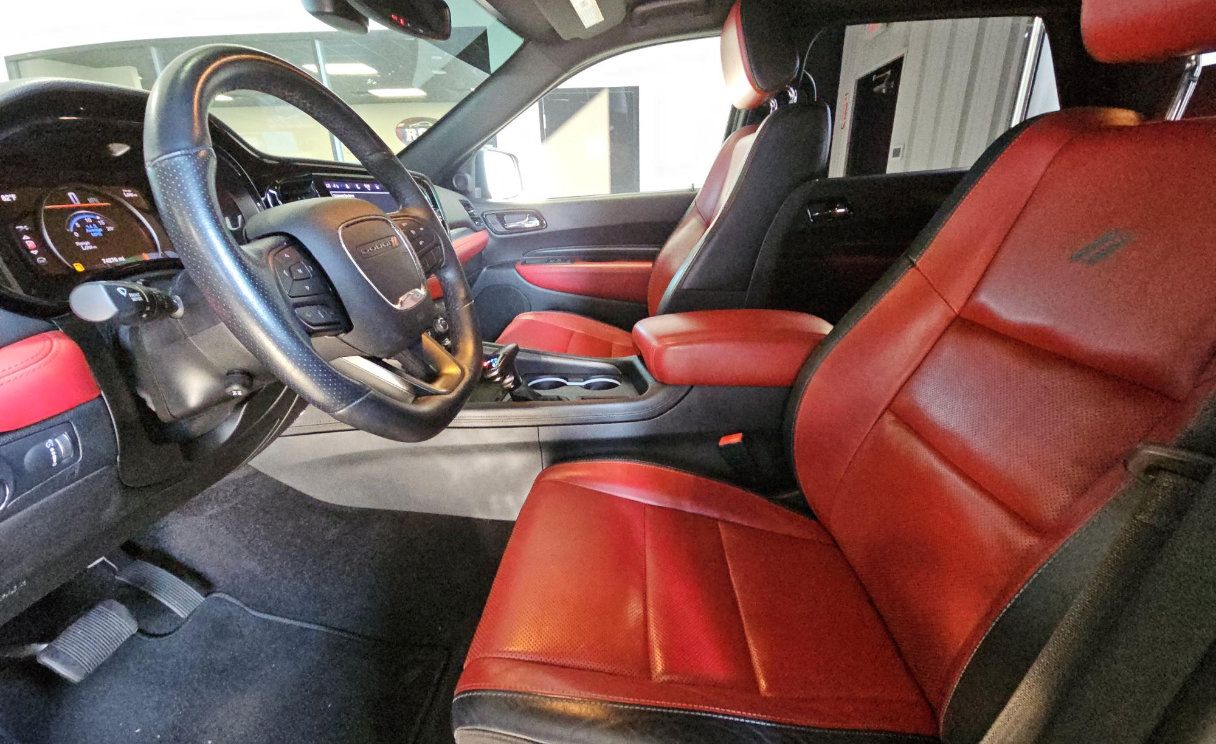 Used 2022 Dodge Durango R/T w/ Blacktop Package AWD/4WD image 2