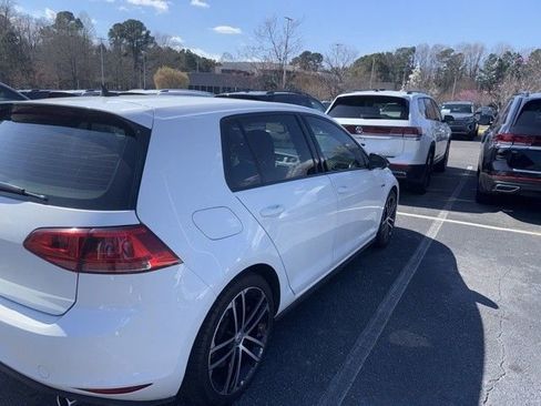 Used 2017 Volkswagen GTI Sport image 10