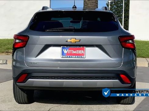 New 2025 Chevrolet Trax LT w/ Driver Confidence Package FWD image 5