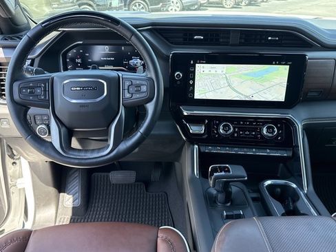 Used 2025 GMC Sierra 1500 Denali Ultimate AWD/4WD image 16