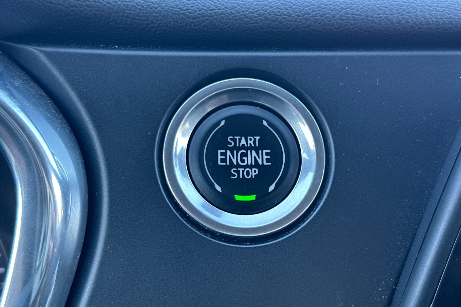 Used 2020 Chevrolet Blazer LT AWD/4WD image 33