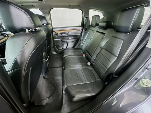 Used 2019 Honda CR-V Touring image 32