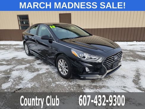 Used 2018 Hyundai Sonata SE image 1