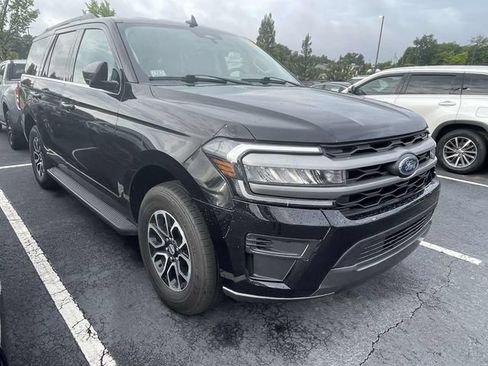 Used 2024 Ford Expedition XLT AWD/4WD image 1