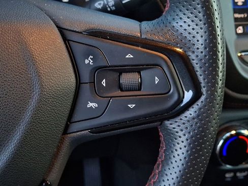 Used 2023 Chevrolet TrailBlazer RS image 21