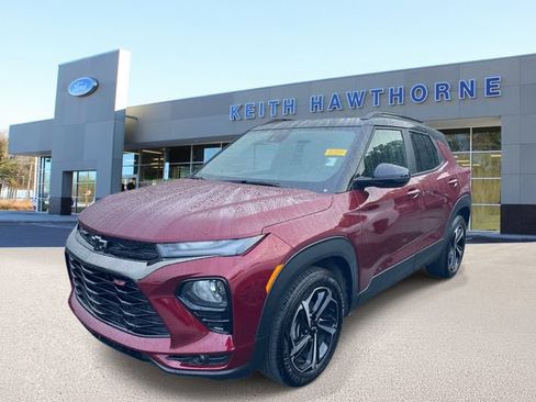 Used 2023 Chevrolet TrailBlazer RS w/ Convenience Package FWD image 3