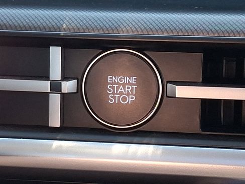 Certified 2025 Hyundai Santa Fe XRT image 24