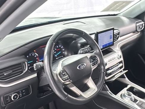 Used 2023 Ford Explorer XLT w/ Equipment Group 202A image 36