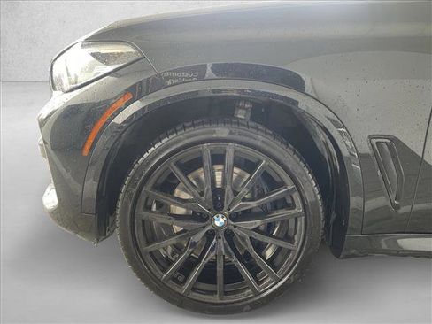 Used 2020 BMW X5 M50i w/ Premium Package image 8