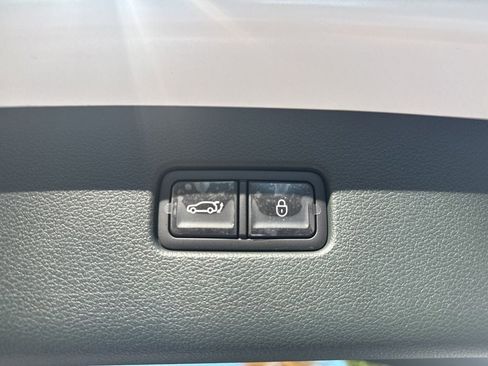 New 2026 Genesis GV80 2.5T Prestige AWD/4WD image 32
