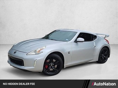Used 2013 Nissan 370Z Touring w/ Sport Pkg RWD image 1