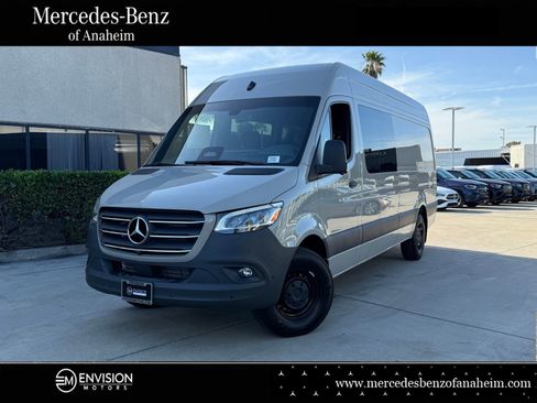 New 2026 Mercedes-Benz Sprinter 2500 image 1