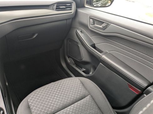 Used 2025 Ford Escape Active image 17