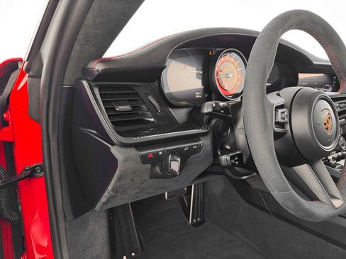 Used 2022 Porsche 911 GT3 image 18