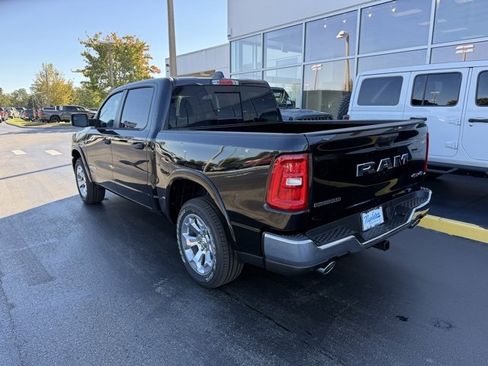 New 2026 RAM 1500 4x4 Crew Cab image 6