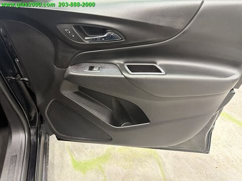 Used 2018 Chevrolet Equinox LT w/ Sun & Infotainment Package image 28