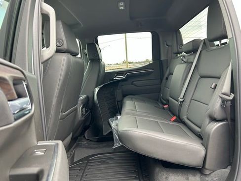 New 2026 GMC Sierra 1500 SLT AWD/4WD image 16