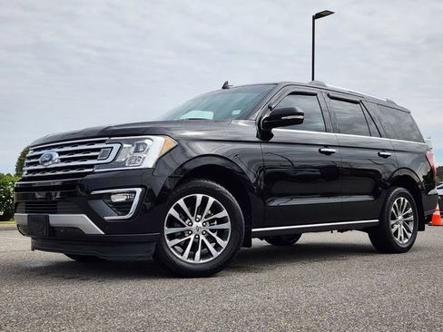 Used 2018 Ford Expedition Limited w/ Equipment Group 301A image 23