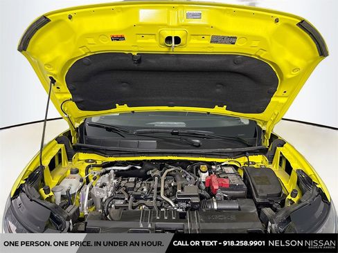 Certified 2025 Nissan Kicks SR AWD/4WD image 29