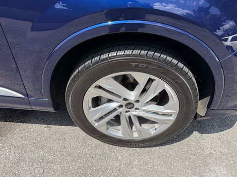 Used 2022 Audi Q7 3.0T Premium Plus AWD/4WD image 12