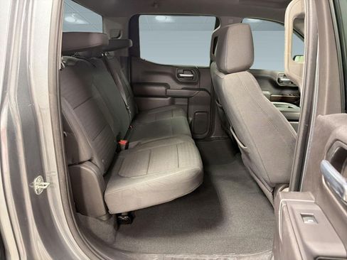 Certified 2021 Chevrolet Silverado 1500 LT AWD/4WD image 25
