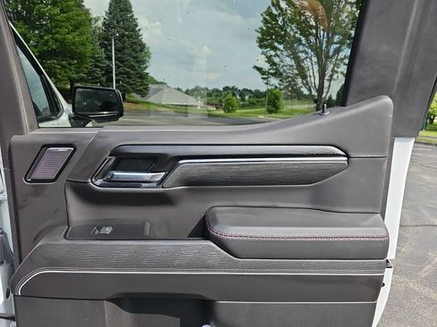 Used 2022 GMC Sierra 1500 AT4X AWD/4WD image 17