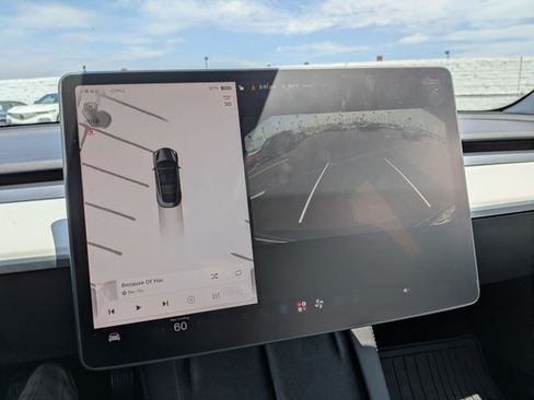 Used 2023 Tesla Model 3 Standard Range RWD image 14