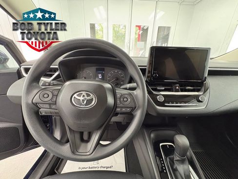 Used 2024 Toyota Corolla LE image 8