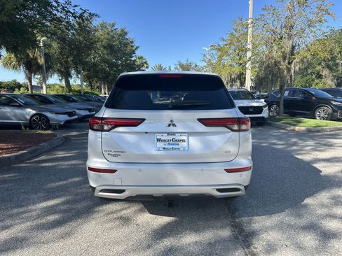 Used 2024 Mitsubishi Outlander SE FWD image 5