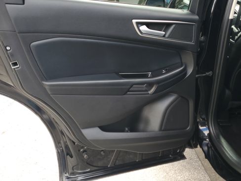 Certified 2017 Ford Edge SEL w/ Equipment Group 201A image 13