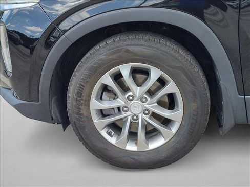 Used 2020 Hyundai Santa Fe SE FWD image 20