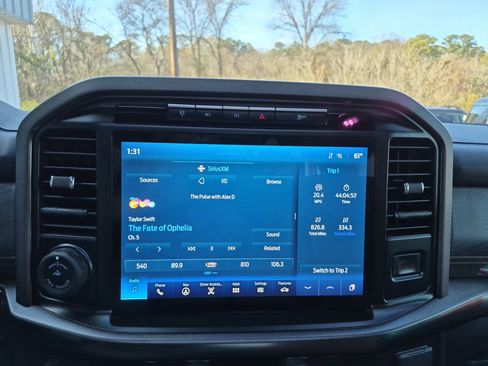 Certified 2023 Ford F150 Platinum w/ Equipment Group 701A High image 39