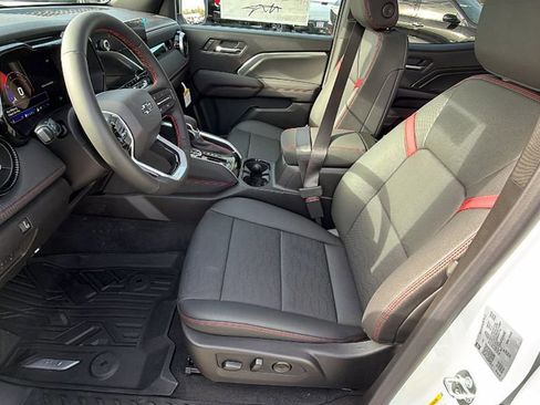 New 2026 Chevrolet Colorado Z71 w/ Technology Package image 13