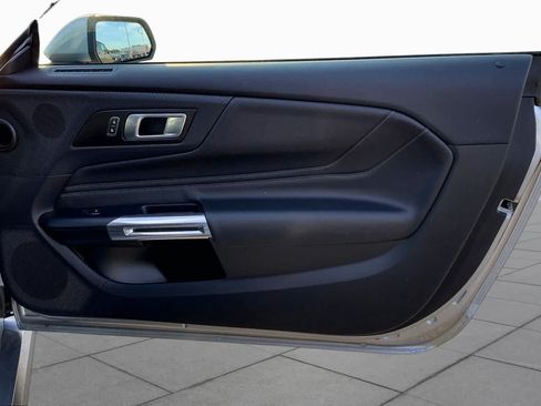 Used 2025 Ford Mustang Premium RWD image 19