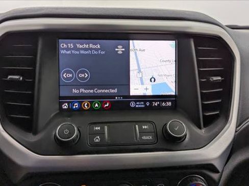 Used 2022 GMC Acadia SLE w/ Driver Convenience Package FWD image 27