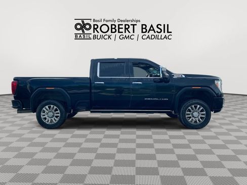 Used 2023 GMC Sierra 3500 Denali AWD/4WD image 9
