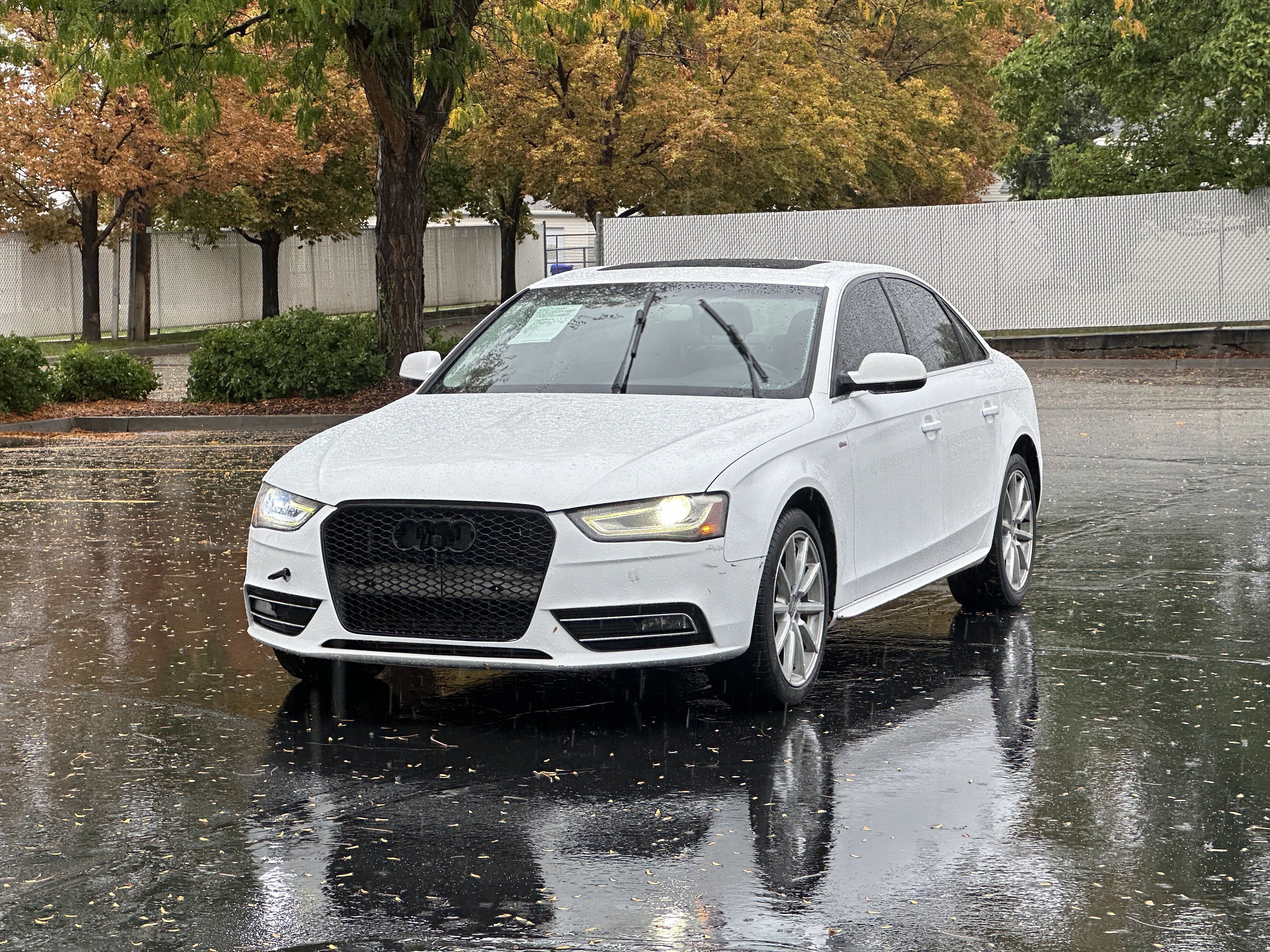 Used 2016 Audi A4 2.0T Premium w/ Convenience Plus Package FWD image 9