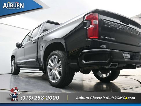 Used 2024 Chevrolet Silverado 1500 High Country w/ High Country Premium Package image 20