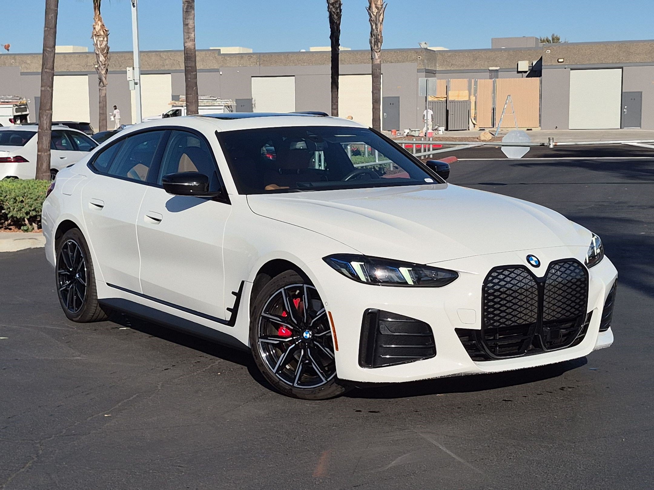 Used 2026 BMW i4 xDrive40i w/ M Sport Package AWD/4WD image 2