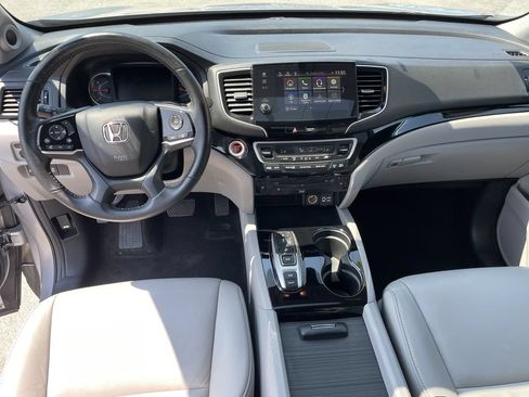Used 2021 Honda Pilot Touring image 15